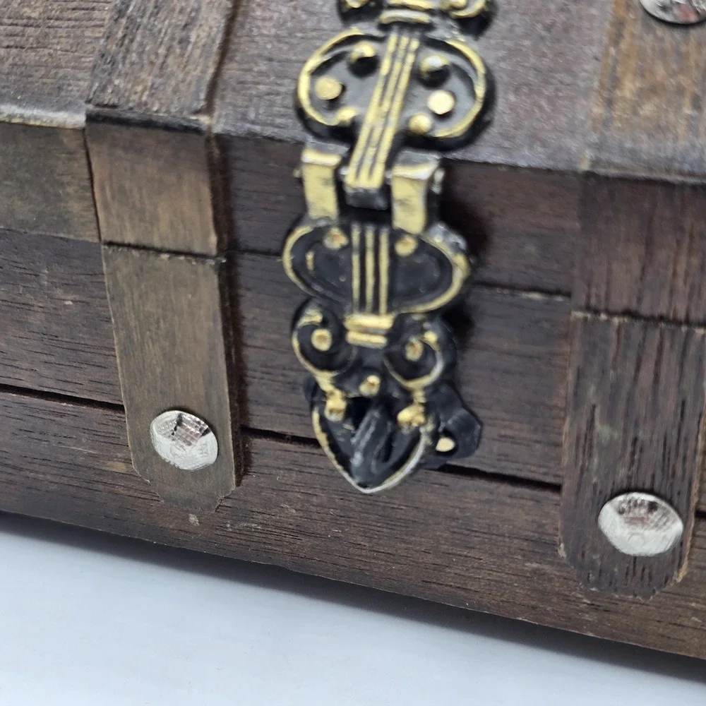 Wooden Pirate Style Jewelry Box Velvet Lined Removable Tray Vtg